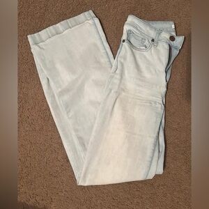 Light Wash High-rise Jeans